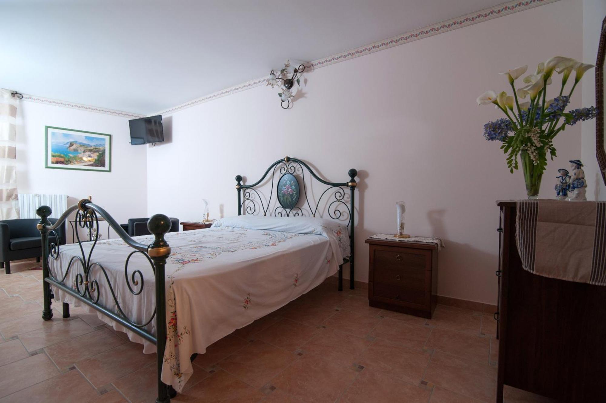 Camera Matrimoniale Deluxe con 1 Letto Supplementare